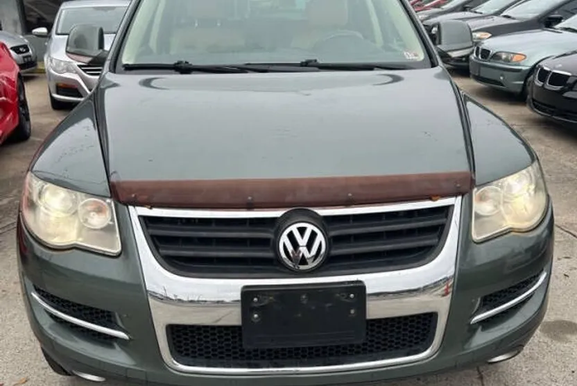 2008 Volkswagen Touareg 2 VR6 FSI photo 1