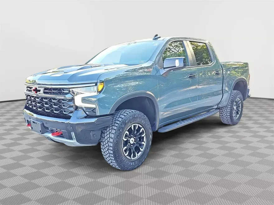 2025 Chevrolet Silverado 1500 ZR2 photo 1