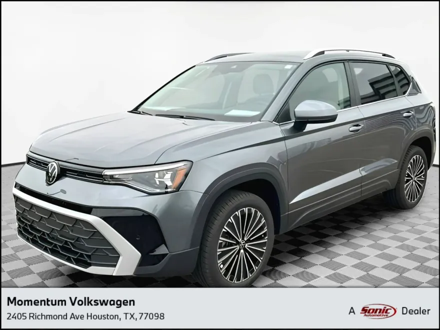 2025 Volkswagen Taos SE photo 1