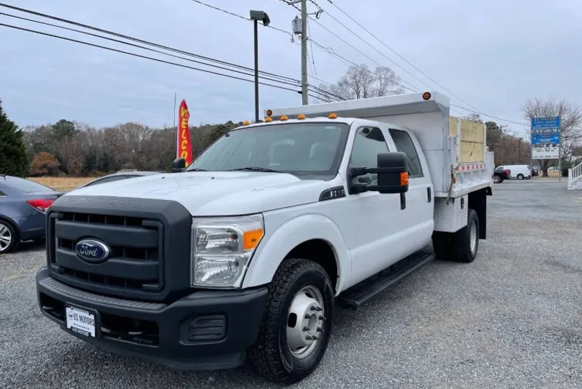 2013 Ford F-350 XL photo 1