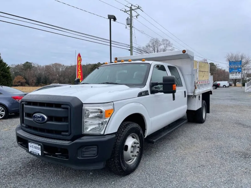 2013 Ford F-350 XL photo 1