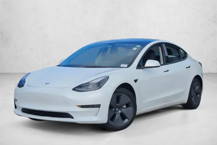 2023 Tesla Model 3 Long Range photo 1