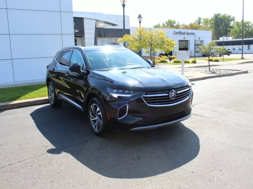 2023 Buick Envision Essence photo 1