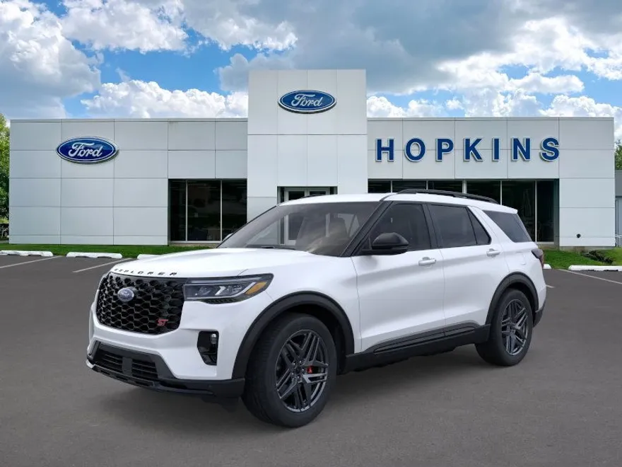 2025 Ford Explorer ST photo 1
