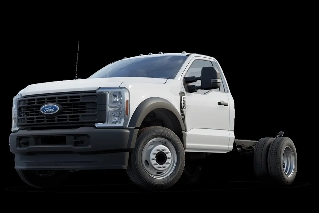 2024 Ford F-550 photo 1