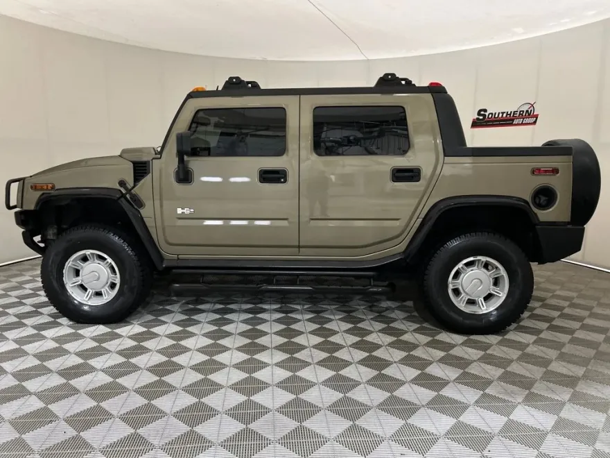 2005 Hummer H2 Base photo 1