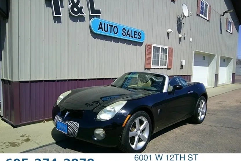 2009 Pontiac Solstice Base photo 1