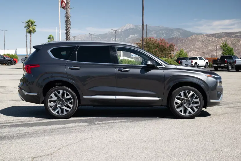 2022 Hyundai Santa Fe Calligraphy photo 1