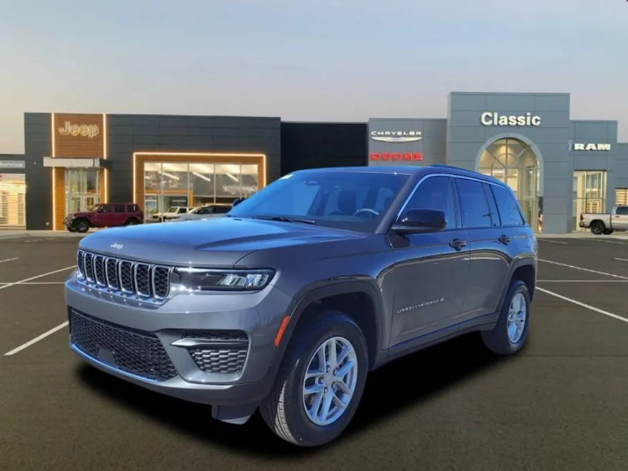 2025 Jeep Grand Cherokee Laredo X photo 1