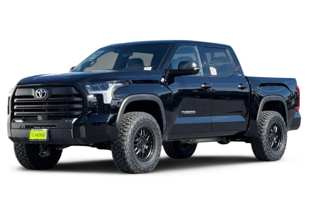 2026 Toyota RAV4 SR5 CrewMax photo 1