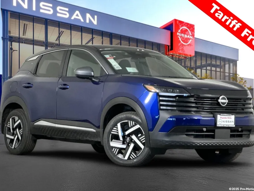 2025 Nissan Kicks SV photo 1