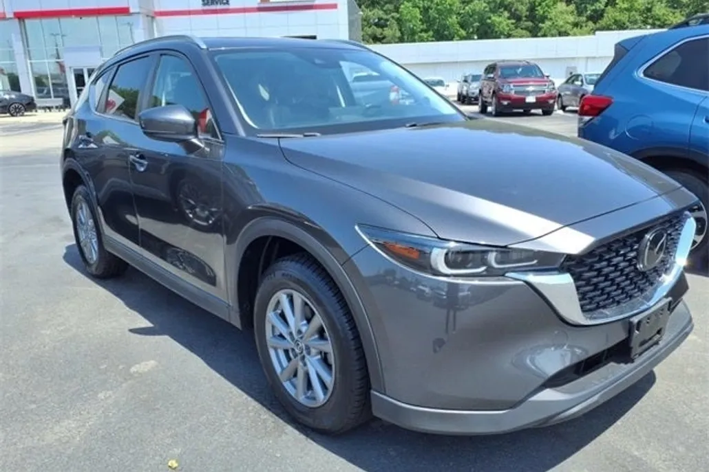 2022 Mazda CX-5 2.5 S Preferred photo 1