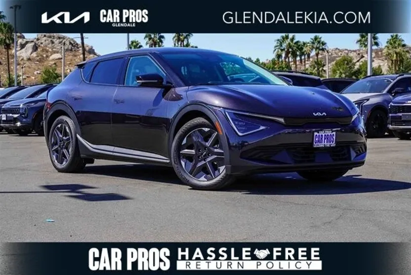 2025 Kia EV6 Light photo 1