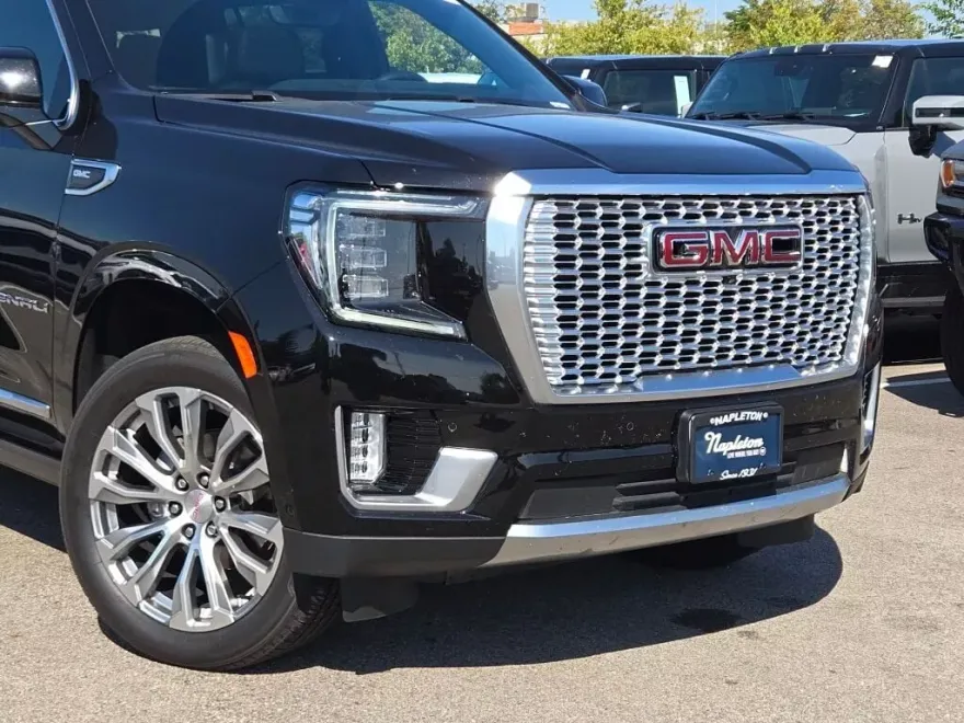 2023 Gmc Yukon XL Denali photo 1