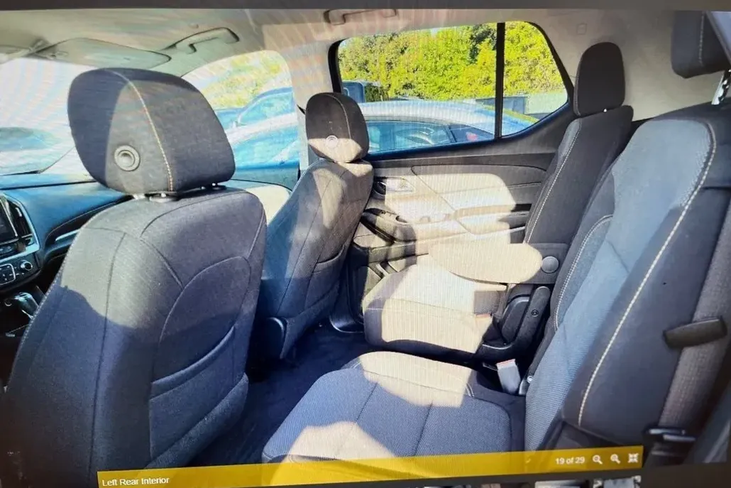 2020 Chevrolet Traverse 1LT photo 1