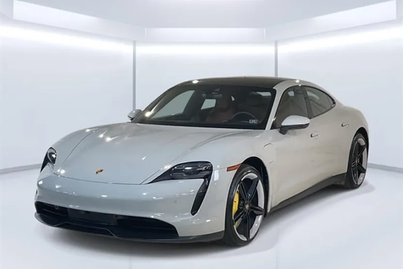 2021 Porsche Taycan 4S photo 1