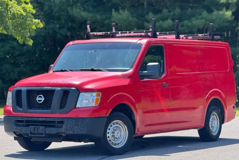 2018 Nissan NV2500 HD Cargo S photo 1