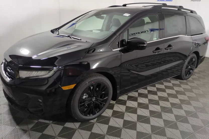2026 Honda Odyssey photo 1