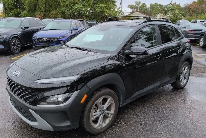 2023 Hyundai Kona SEL photo 1