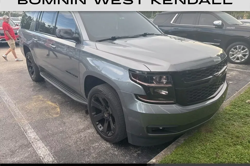 2020 Chevrolet Suburban LS photo 1