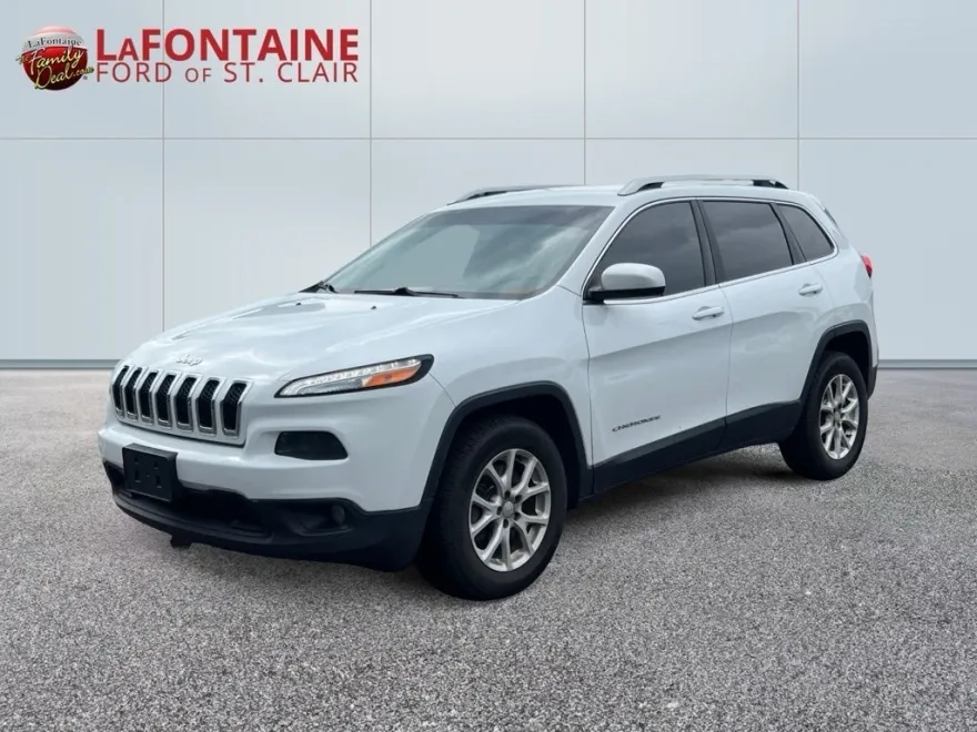 2015 Jeep Cherokee Latitude photo 1
