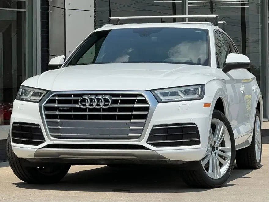 2018 Audi Q5 Premium Plus photo 1