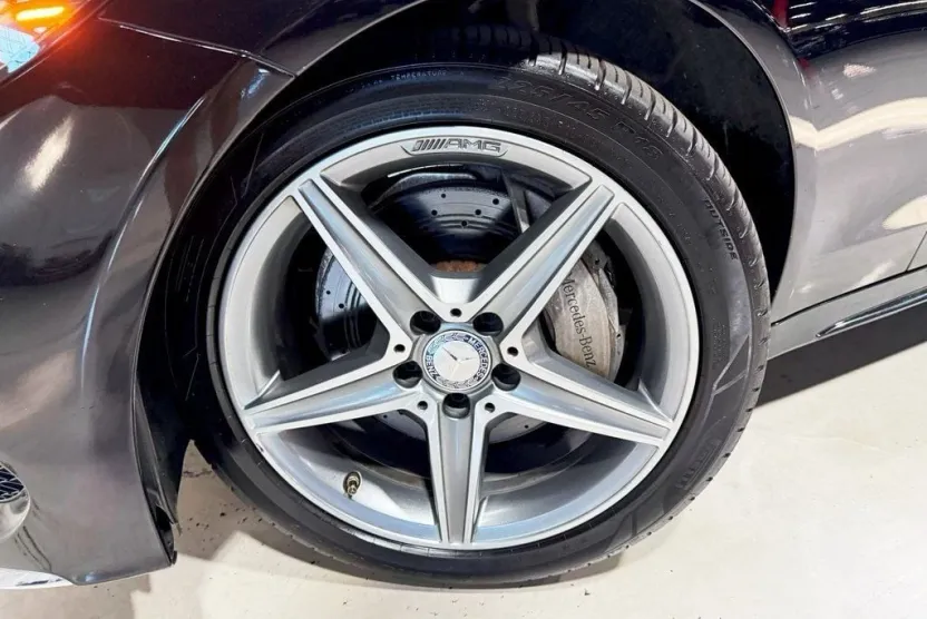 2015 Mercedes Benz C Sedan 400 4MATIC photo 1