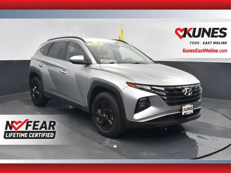 2024 Hyundai Tucson SEL photo 1