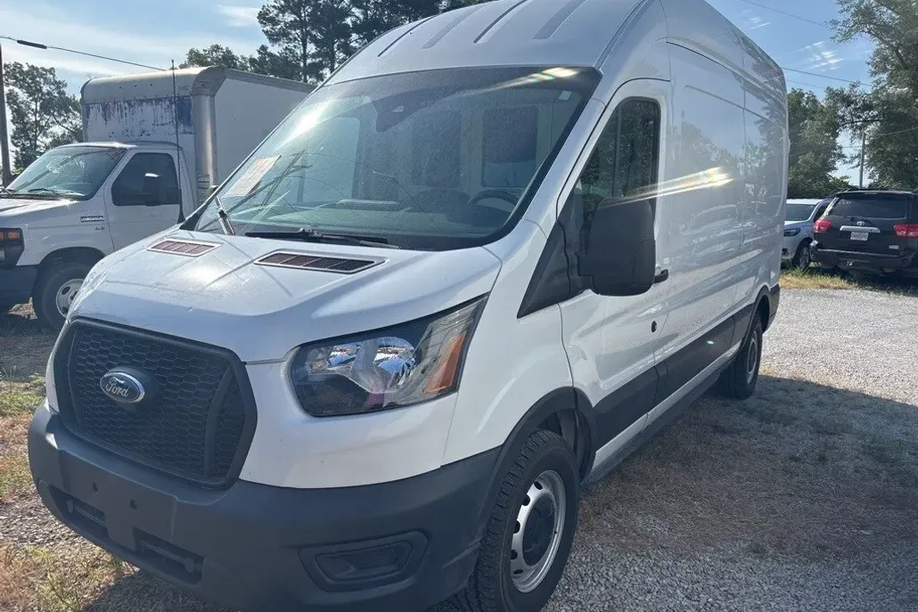 2022 Ford Transit photo 1