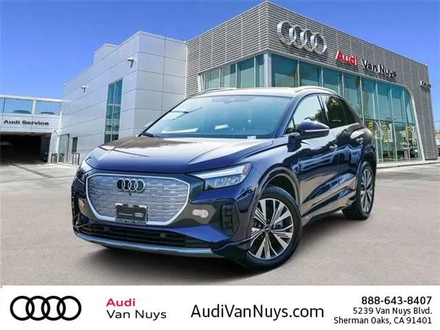 2023 Audi Q4 40 E-tron Premium Plus photo 1