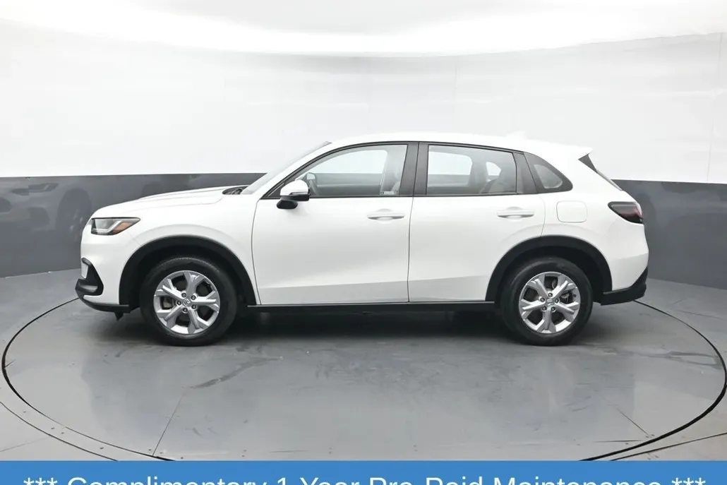 2023 Honda HR-V LX photo 1