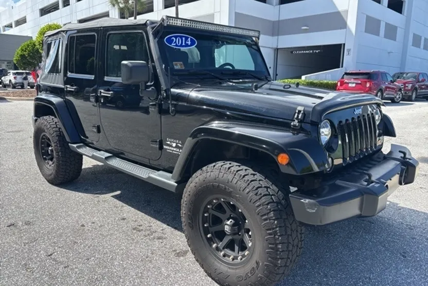2014 Jeep Wrangler Unlimited Sahara photo 1