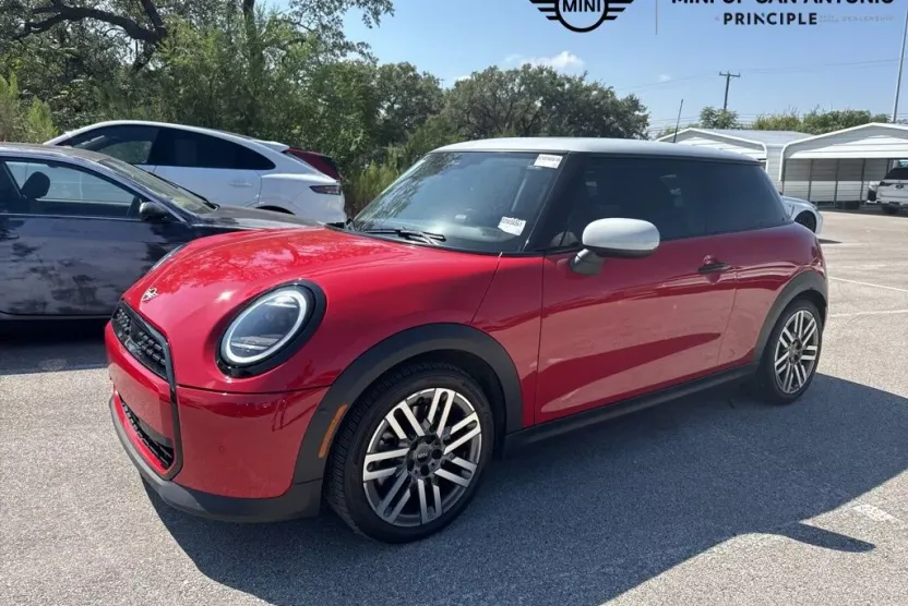 2025 Mini Cooper Hardtop 2 Door photo 1