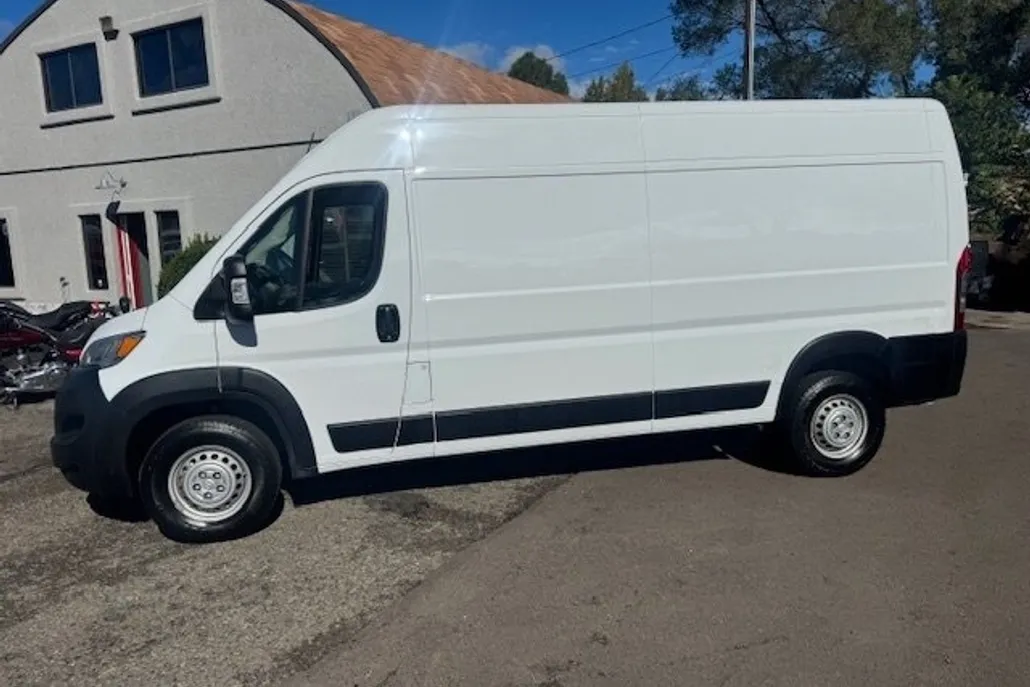 2024 Ram ProMaster 2500 photo 1