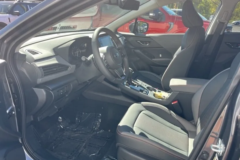 2025 Subaru Crosstrek Limited photo 1
