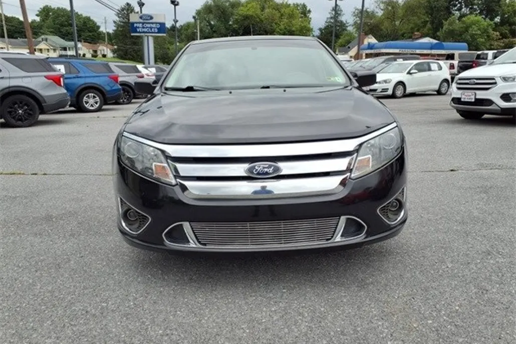 2010 Ford Fusion Sport photo 1