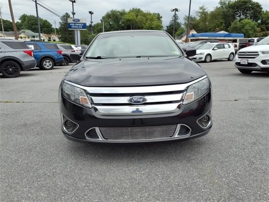 2010 Ford Fusion Sport photo 1