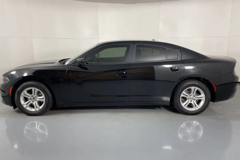 2022 Dodge Charger SXT photo 1