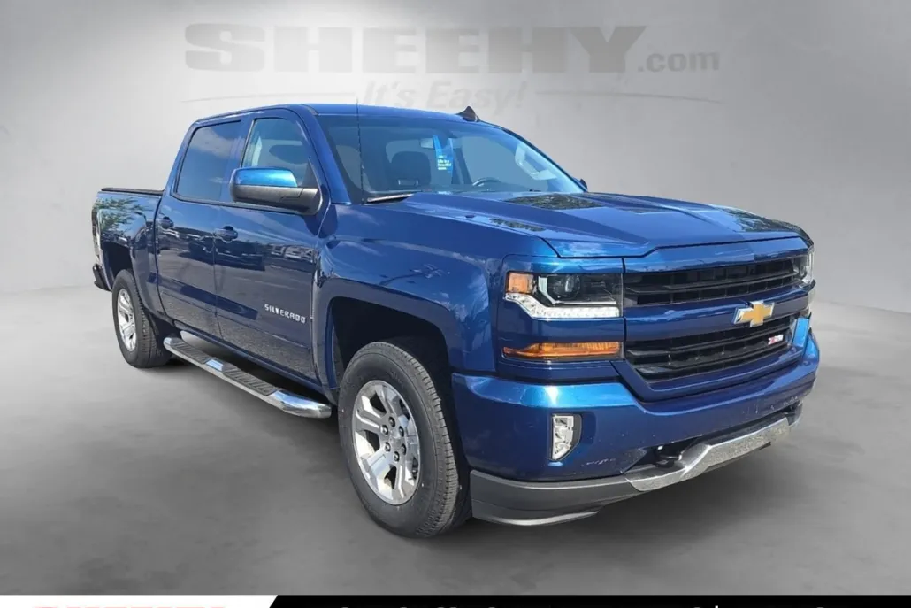 2018 Chevrolet Silverado 1500 LT photo 1