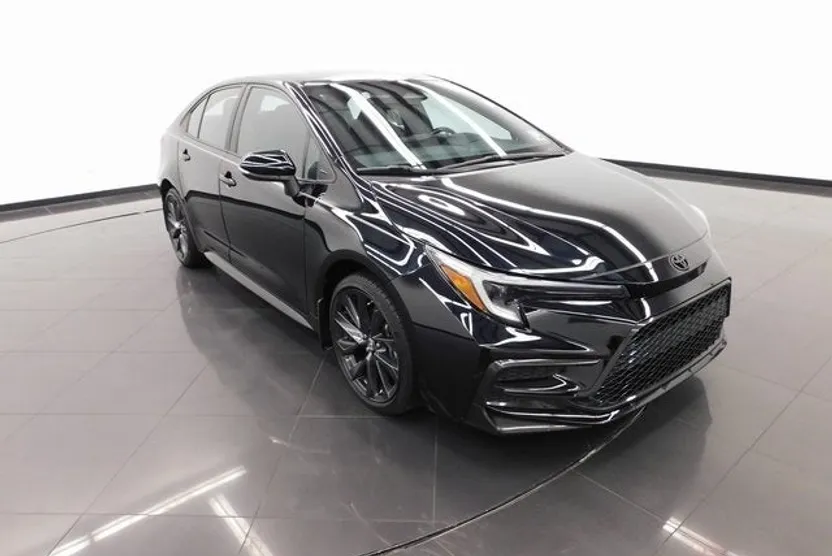 2023 Toyota Corolla SE photo 1