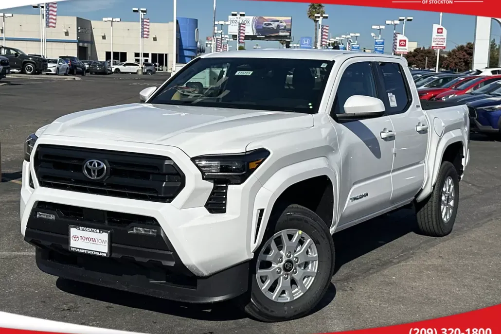 2025 Toyota Tacoma SR5 Double Cab photo 1