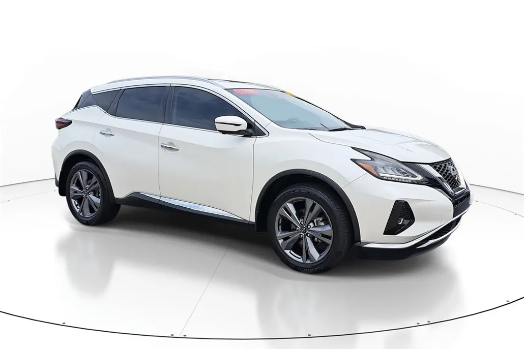 2023 Nissan Murano Platinum photo 1