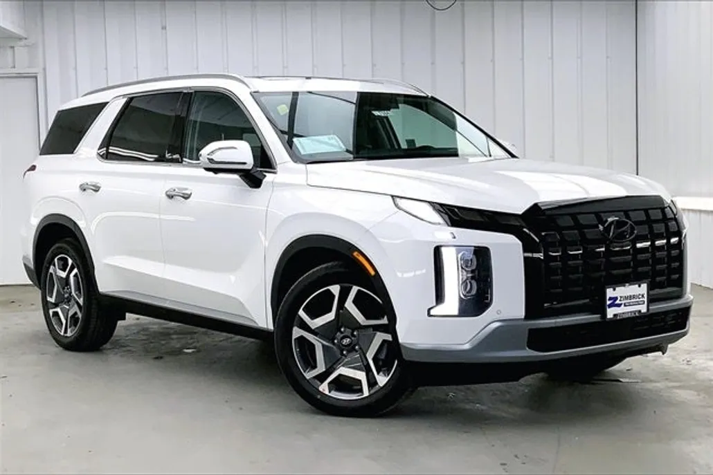 2025 Hyundai Palisade SEL photo 1