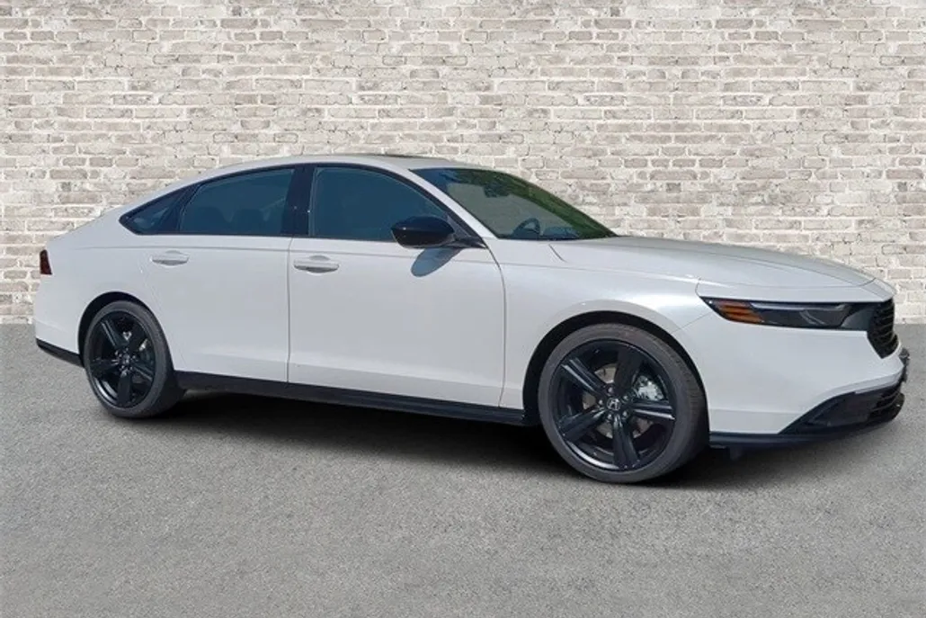 2025 Honda Accord Hybrid Sport-L photo 1
