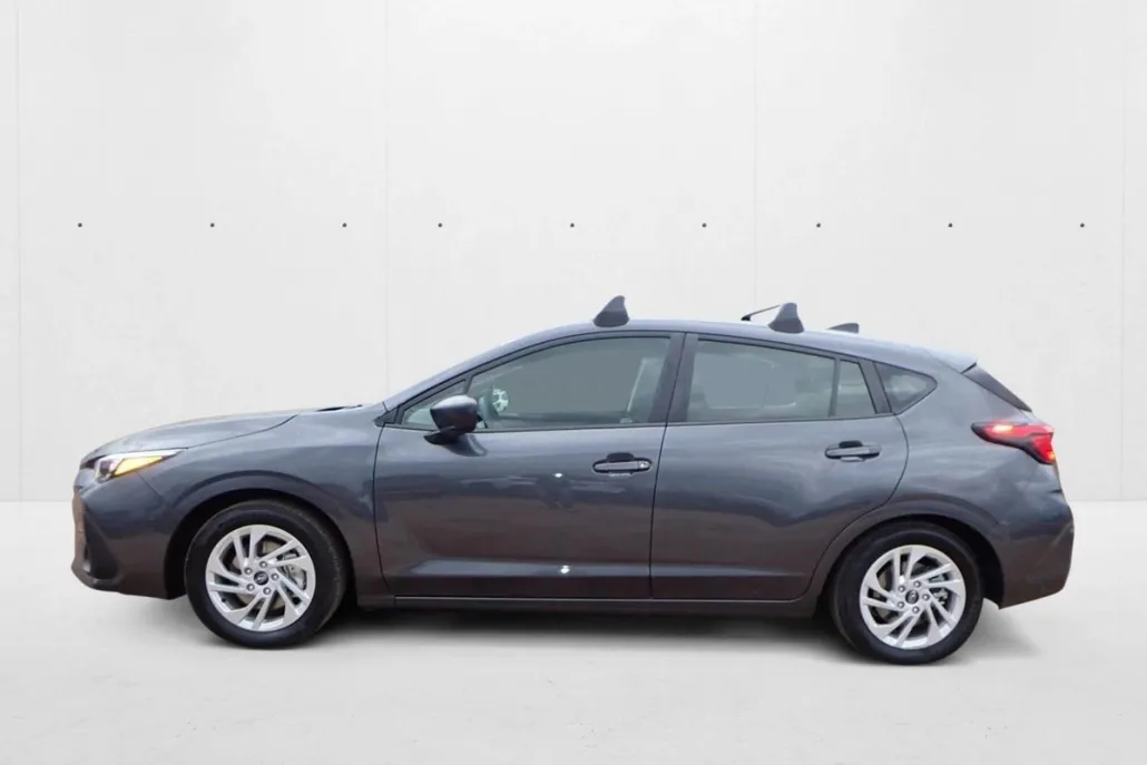 2024 Subaru Impreza Base photo 1