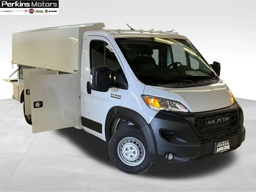 2024 Ram 3500 Tradesman photo 1