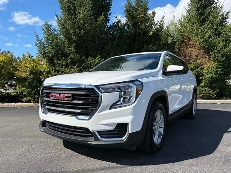 2022 Gmc Terrain SLE photo 1