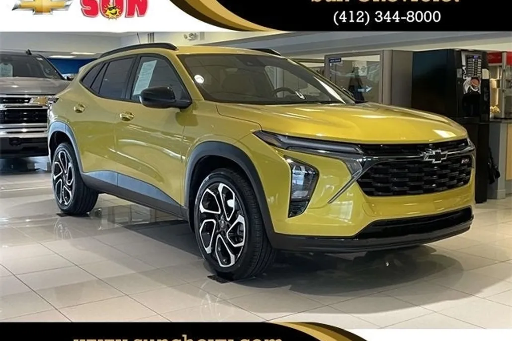 2025 Chevrolet Trax photo 1