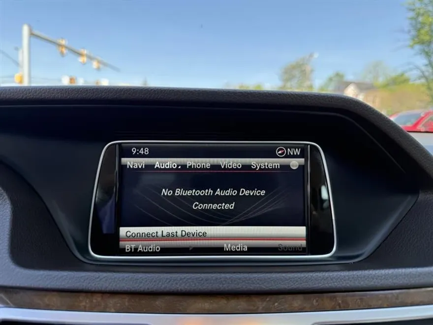 2015 Mercedes Benz E 350 photo 26