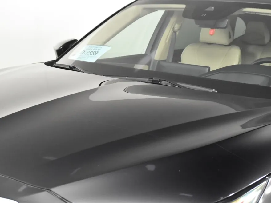2022 Acura MDX Advance photo 1